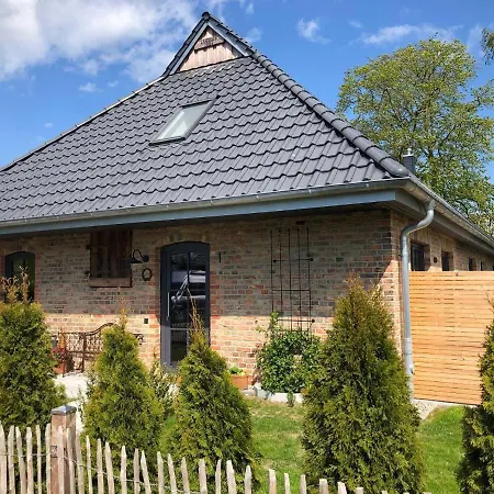 1884 Ofc 17 아파트