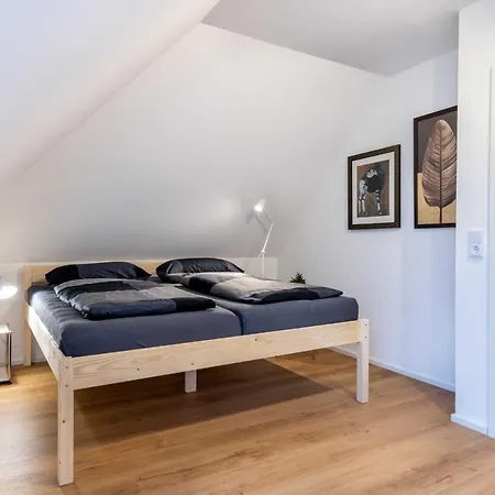 1884 Ofc 17 Apartmán *